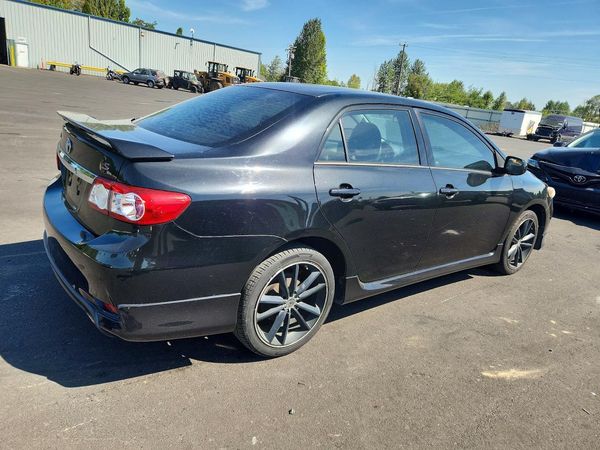 2012 TOYOTA COROLLA