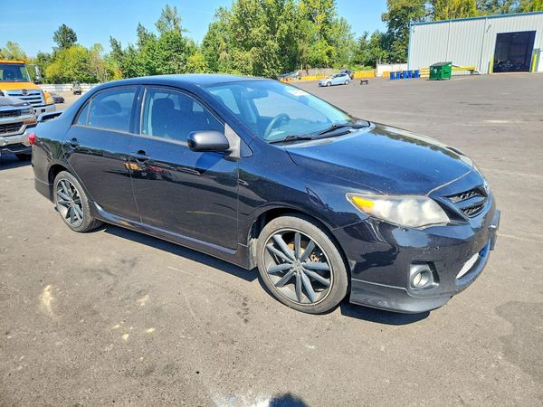 2012 TOYOTA COROLLA