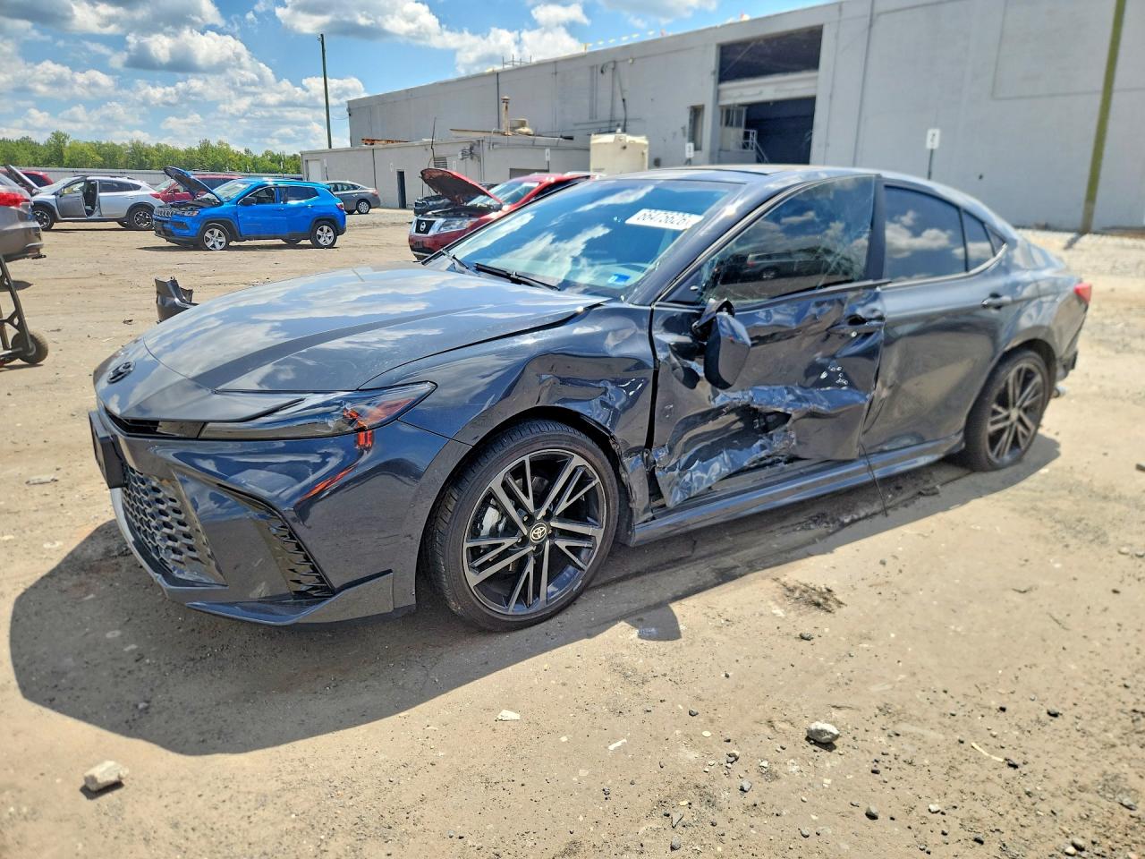 2025 TOYOTA CAMRY