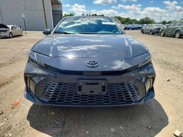 2025 TOYOTA CAMRY