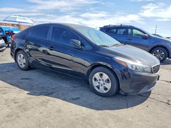 2017 KIA FORTE LX Base