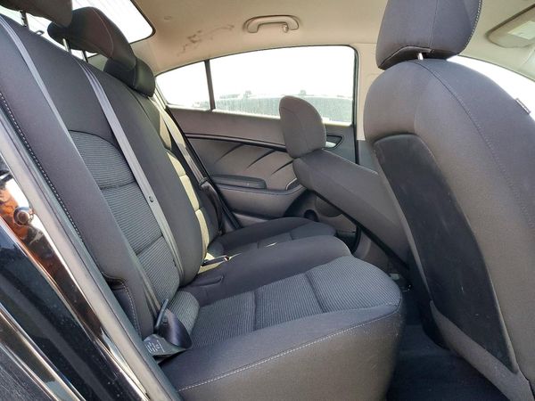 2017 KIA FORTE LX Base