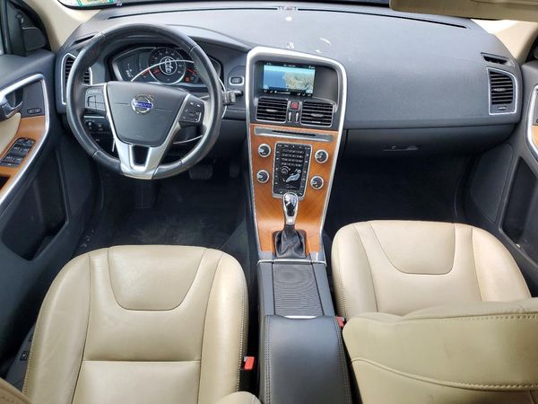 2017 VOLVO XC60 Inscription — CKPT