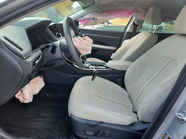 2023 HYUNDAI SONATA