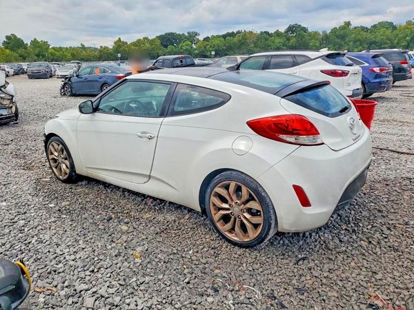 2015 HYUNDAI VELOSTER GLS(Middle)