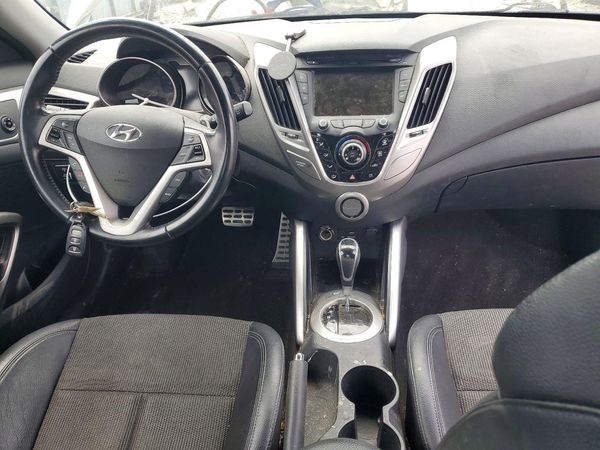 2015 HYUNDAI VELOSTER GLS(Middle)