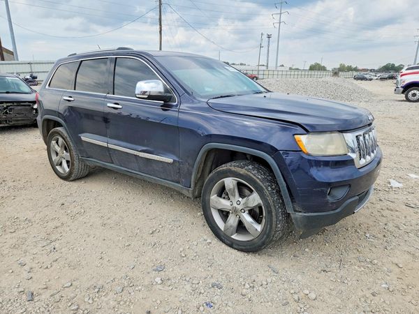 2013 JEEP CHEROKEE Overland — Passenger 3/4