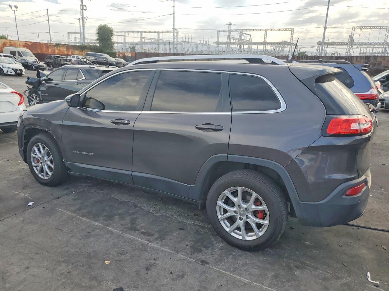 2018 JEEP CHEROKEE