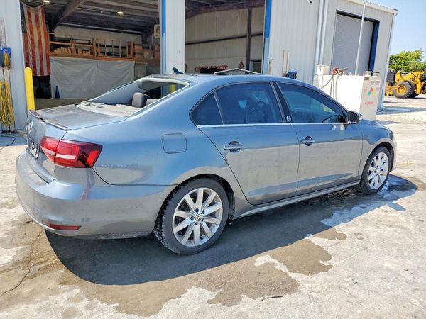 2017 VOLKSWAGEN JETTA SE