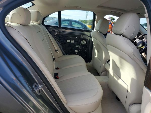 2020 MERCEDES-BENZ E