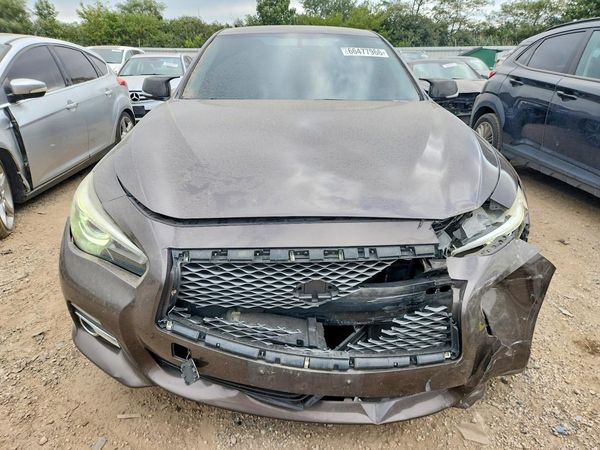 2015 INFINITI Q50