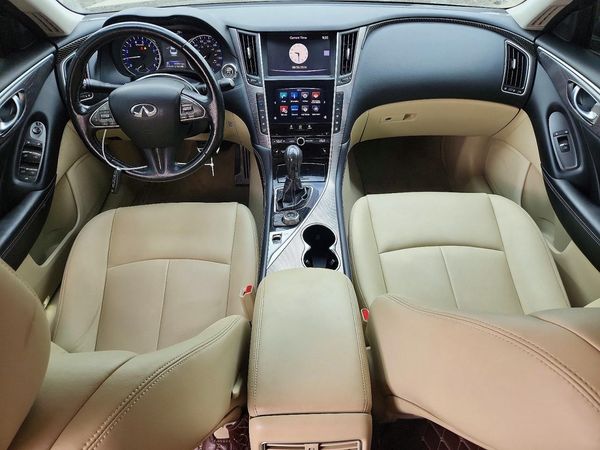 2015 INFINITI Q50