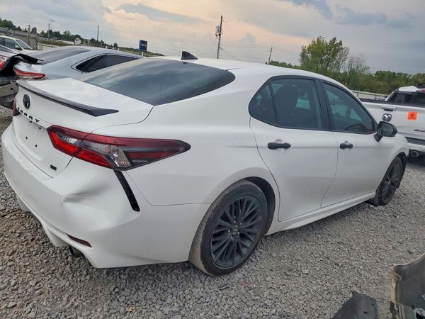 2022 TOYOTA CAMRY