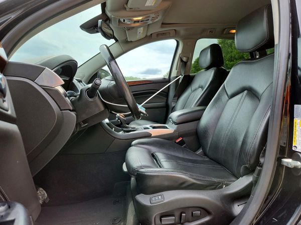 2015 CADILLAC SRX Performance
