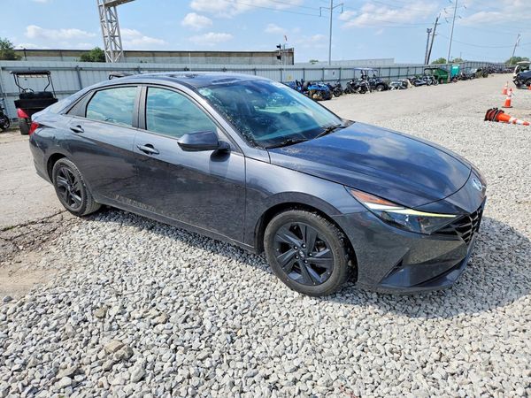 2021 HYUNDAI ELANTRA