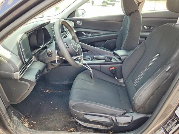 2021 HYUNDAI ELANTRA