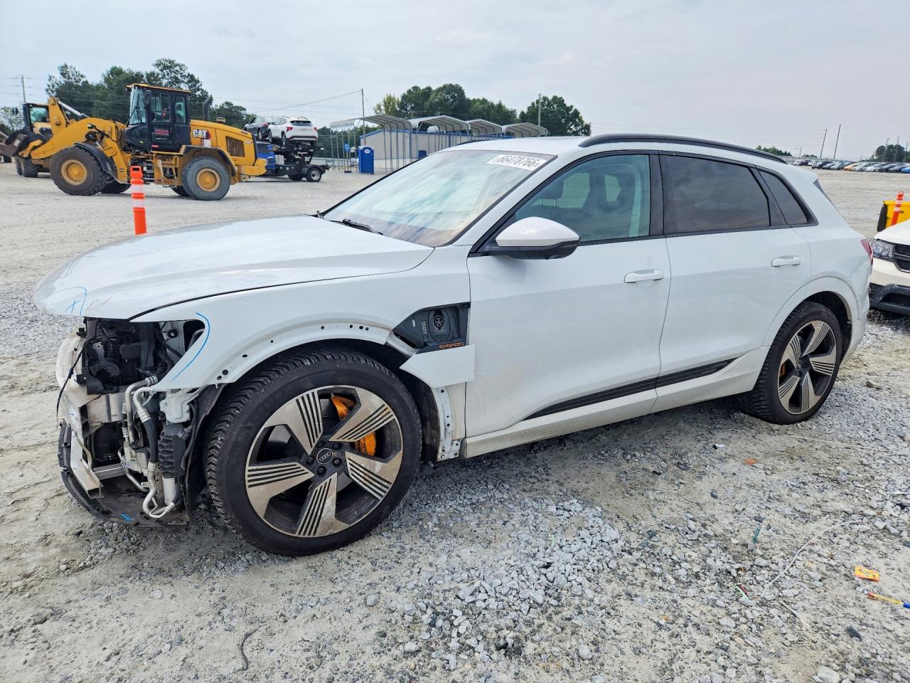 2022 AUDI E-TRON quattro Premium Plus