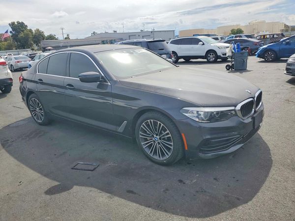 2019 BMW 530 — Passenger 3/4