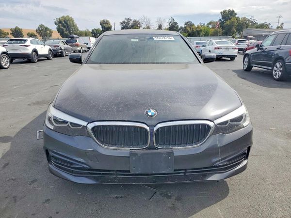 2019 BMW 530 — DIRF