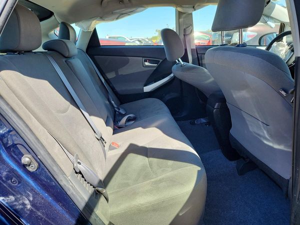 2015 TOYOTA PRIUS