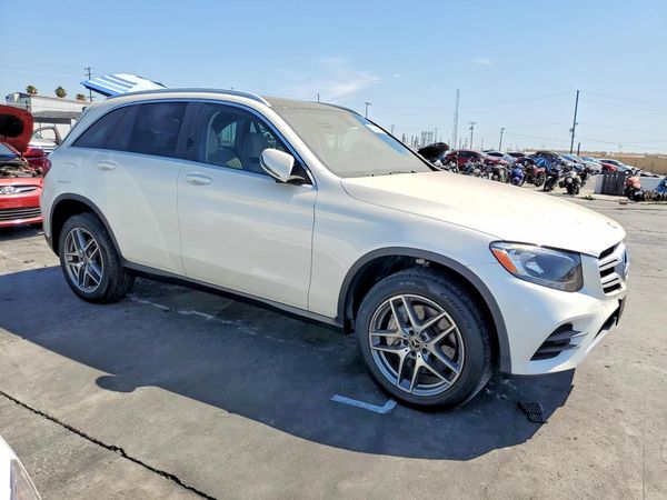 2017 MERCEDES-BENZ GLC GLC300