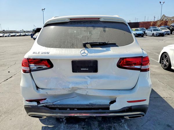 2017 MERCEDES-BENZ GLC GLC300