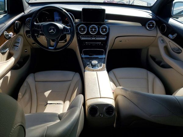 2017 MERCEDES-BENZ GLC GLC300