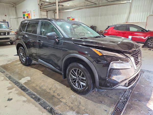 2021 NISSAN ROGUE S — Passenger 3/4