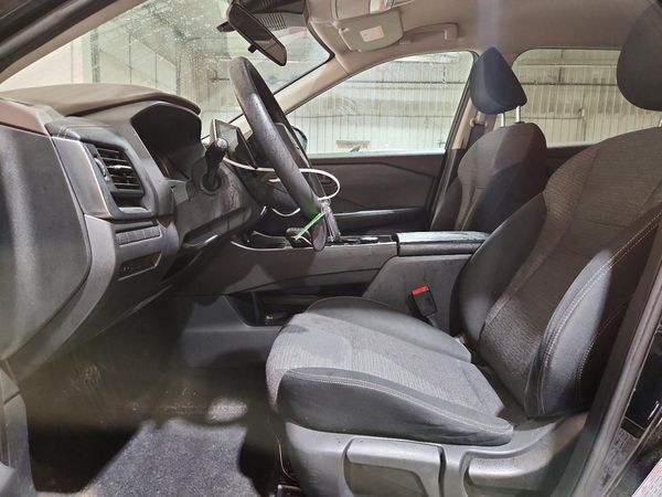 2021 NISSAN ROGUE S — DENT