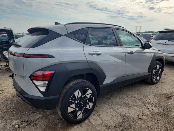 2024 HYUNDAI KONA