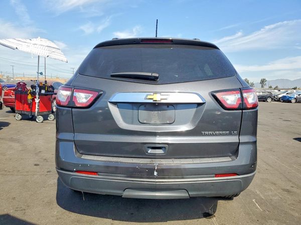2014 CHEVROLET TRAVERSE LS