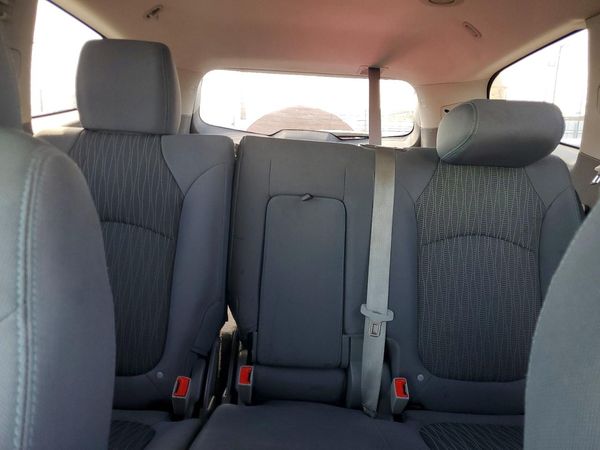 2014 CHEVROLET TRAVERSE LS