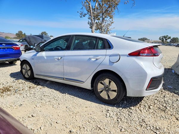 2020 HYUNDAI IONIQ SE
