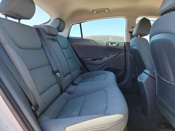 2020 HYUNDAI IONIQ SE
