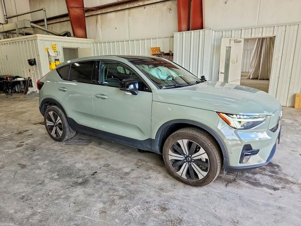 2023 VOLVO C40 Plus Dark