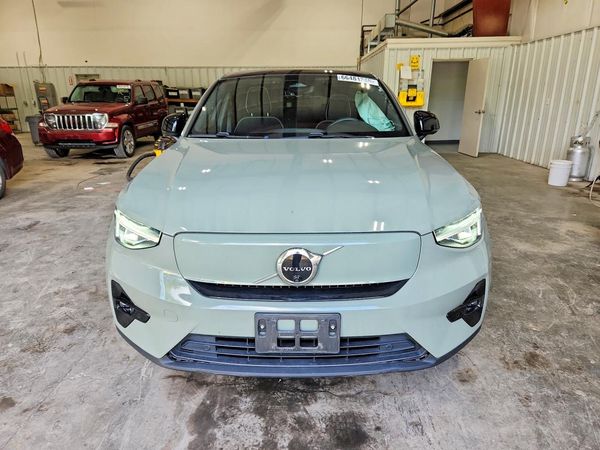 2023 VOLVO C40 Plus Dark