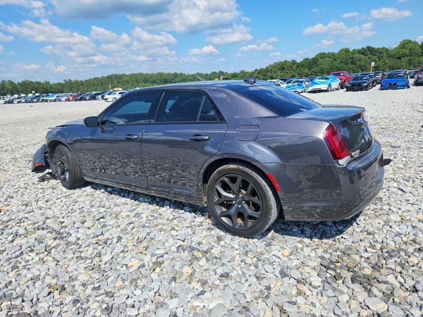 2022 CHRYSLER 300