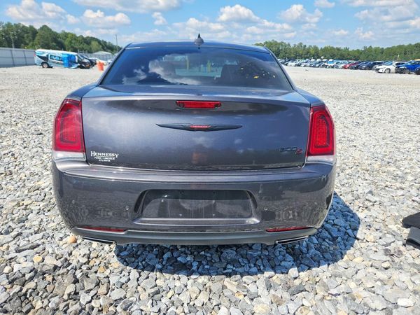 2022 CHRYSLER 300