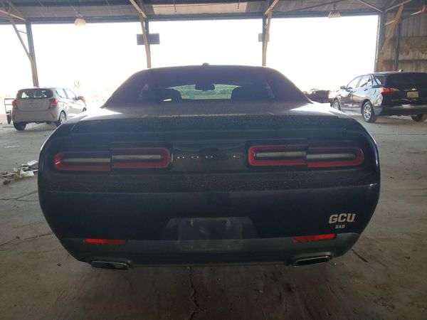2016 DODGE CHALLENGER SXT