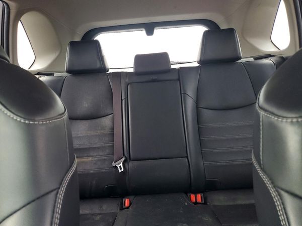 2020 TOYOTA RAV4 Limited — SUVN