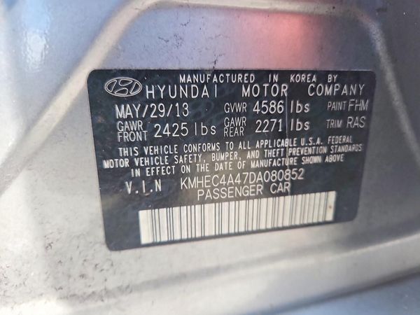2013 HYUNDAI SONATA Hybrid / Hybrid Limited