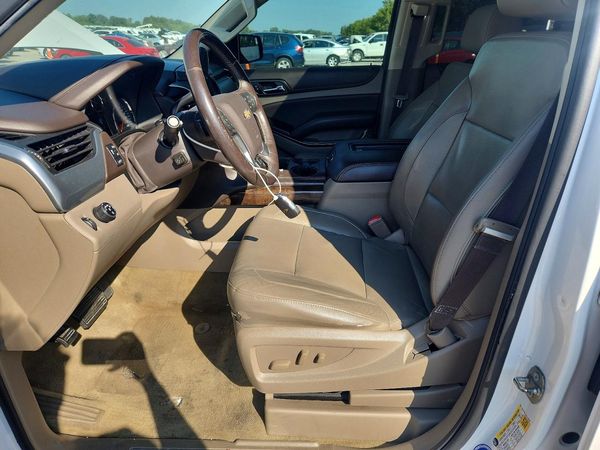 2017 CHEVROLET TAHOE LT — DENT