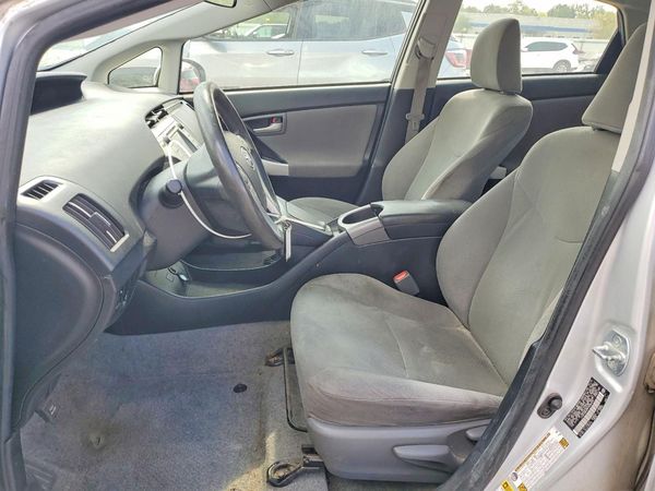 2015 TOYOTA PRIUS