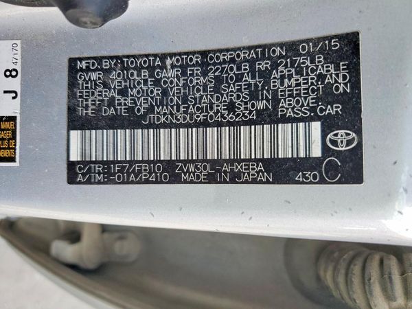 2015 TOYOTA PRIUS