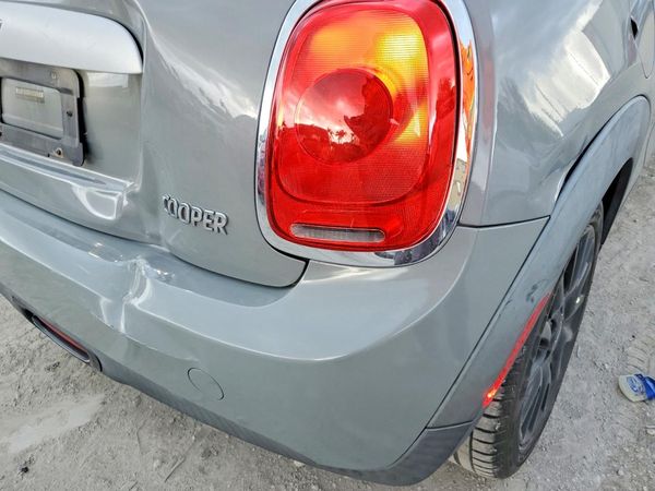 2015 MINI COOPER