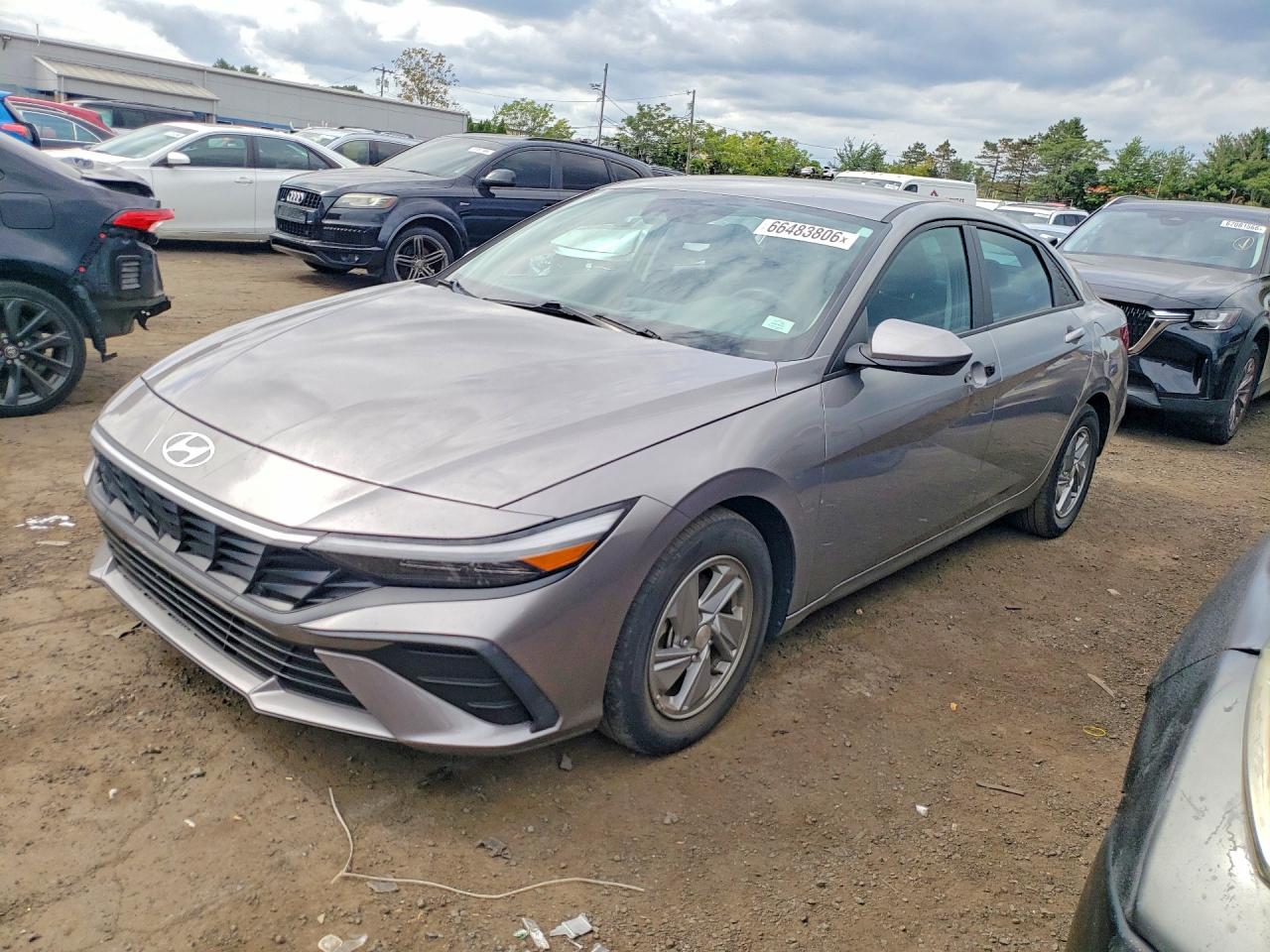2024 HYUNDAI ELANTRA