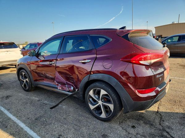 2016 HYUNDAI TUCSON