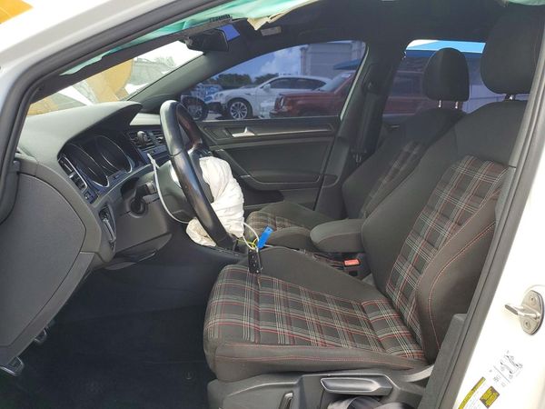 2018 VOLKSWAGEN GTI S, SE, Autobahn