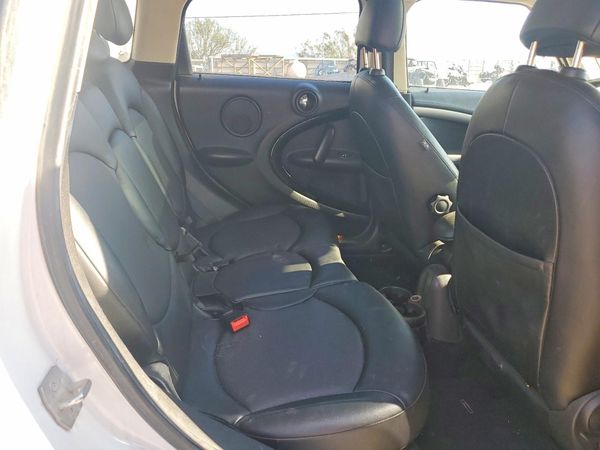 2015 MINI COOPER