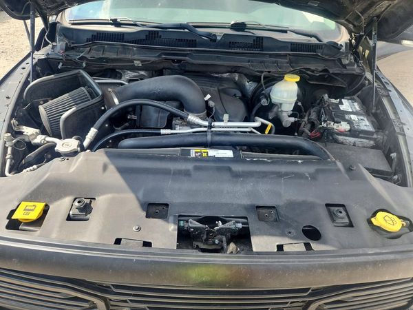 2017 RAM 1500 SLT